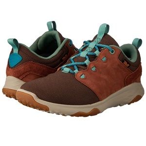 Teva W Arrowood Venture Hiking Shoes